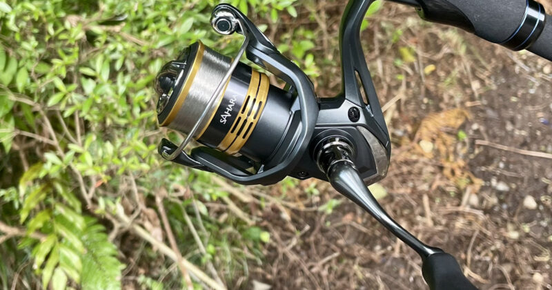 シマノ(SHIMANO) スピニングリール 22 青白く サハラ C3000HG エアレックス